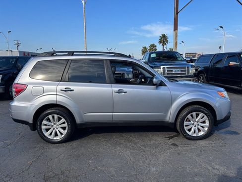 Used 2013 Subaru Forester 2.5X Limited image 2
