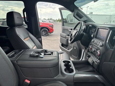 Used 2020 GMC Sierra 1500 AT4 w/ AT4 Premium Package AWD/4WD image 13