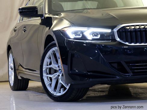 Used 2025 BMW 330i xDrive Sedan w/ Premium Package AWD/4WD image 4