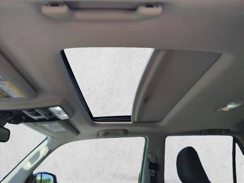 Certified 2023 Toyota 4Runner TRD Off-Road Premium w/ Moonroof Package AWD/4WD image 18