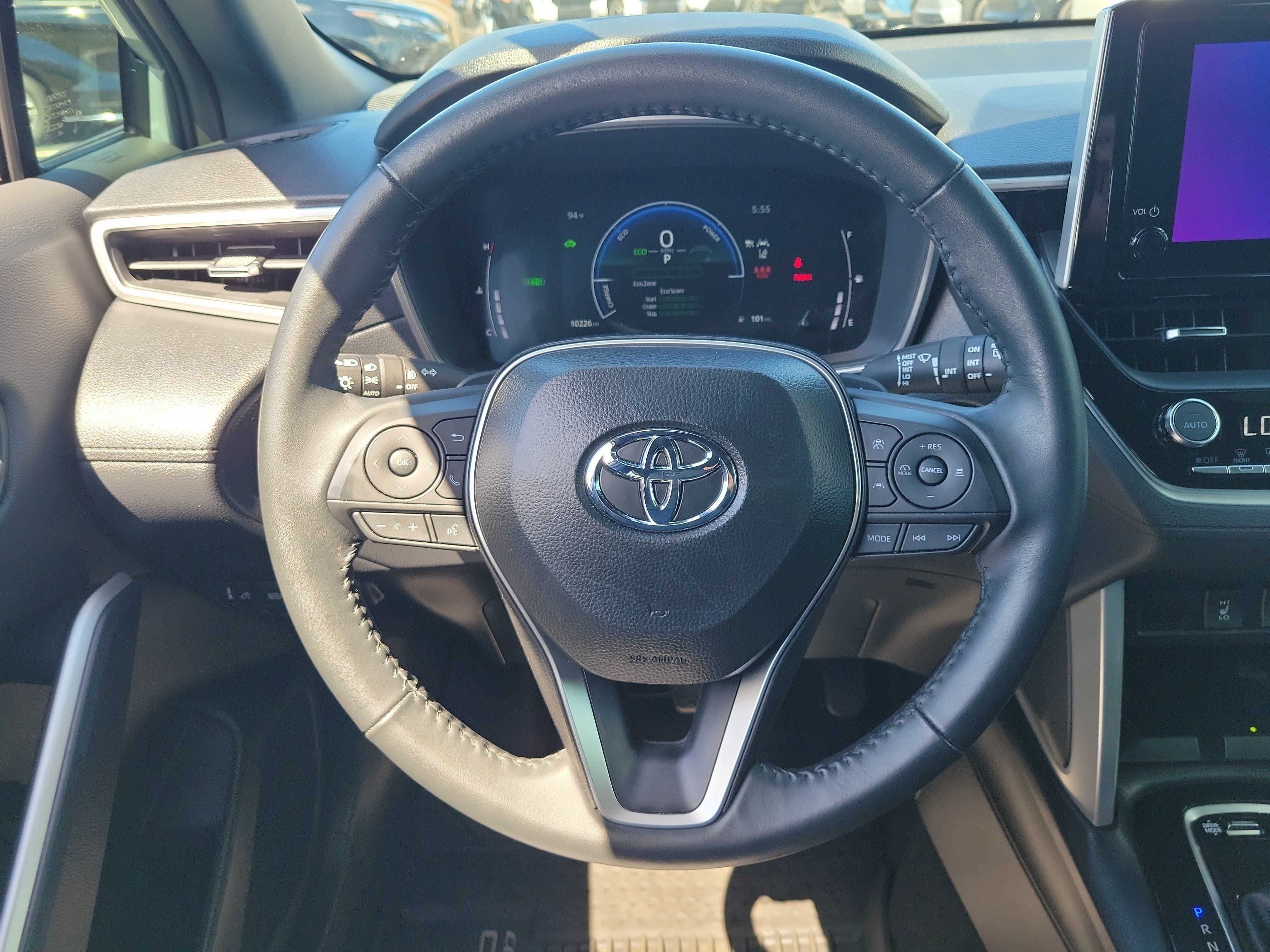 Used 2024 Toyota Corolla Cross AWD Hybrid w/ Convenience Package image 17