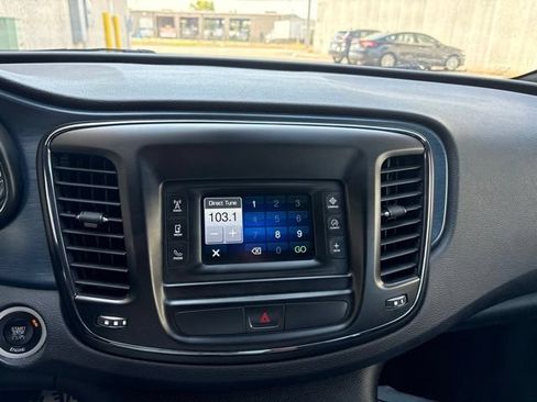 Used 2015 Chrysler 200 S w/ Comfort Group AWD/4WD image 14