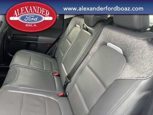 Used 2025 Ford Bronco Sport Badlands image 14