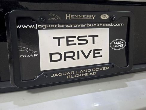 Used 2022 Aston Martin DBX AWD/4WD image 32