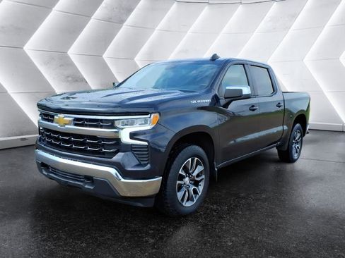 Used 2022 Chevrolet Silverado 1500 LT AWD/4WD image 1