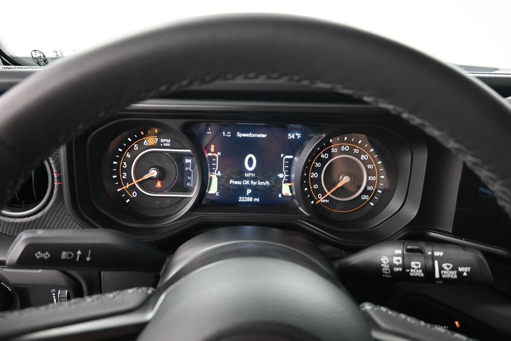 Used 2025 Jeep Wrangler Unlimited Rubicon AWD/4WD image 32