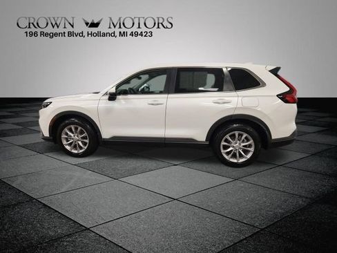 Used 2025 Honda CR-V EX image 6