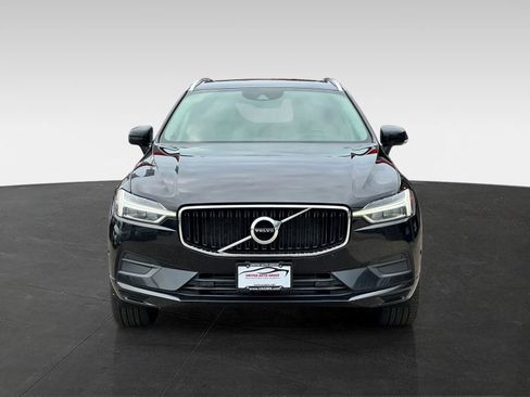 Used 2019 Volvo XC60 T5 Momentum w/ Premium Package AWD/4WD image 2