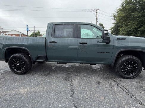 New 2026 Chevrolet Silverado 2500 LT w/ Trail Boss Package AWD/4WD image 7