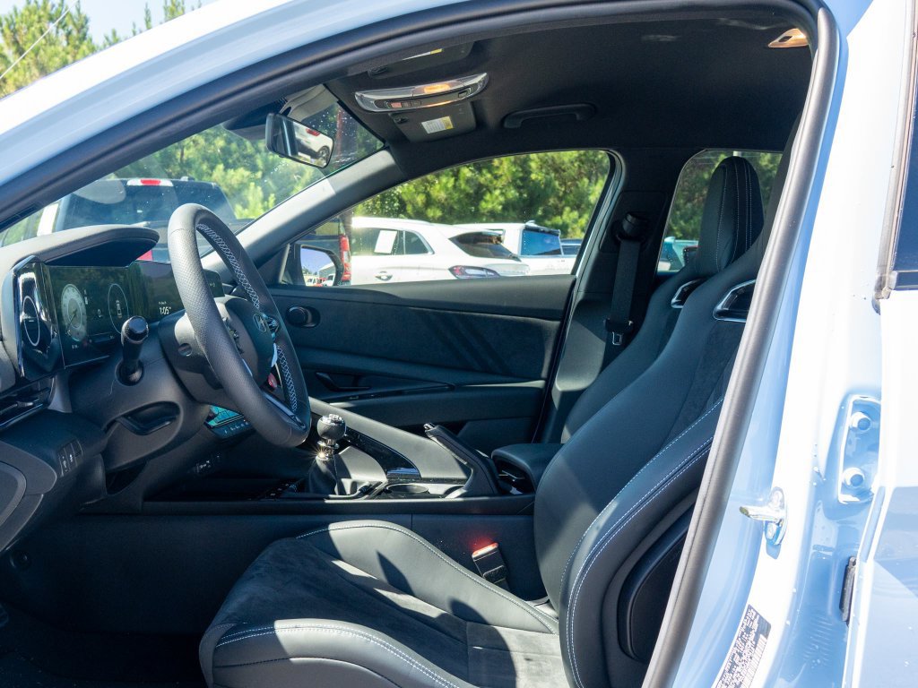 Used 2026 Hyundai Elantra N FWD image 7
