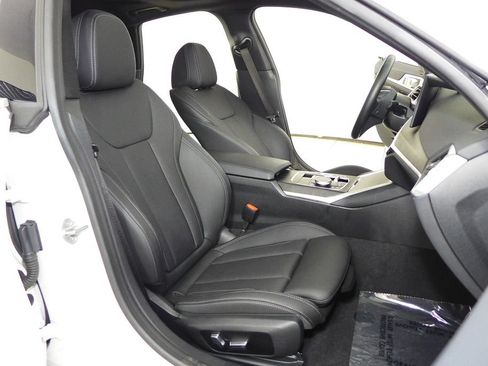 Used 2023 BMW i4 eDrive35 w/ Parking Assistance Package RWD image 19