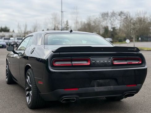Used 2022 Dodge Challenger R/T Scat Pack image 3