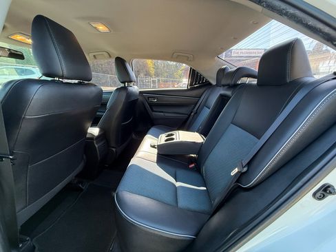 Used 2016 Toyota Corolla S Premium image 12