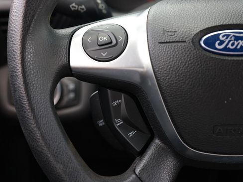 Used 2014 Ford Escape SE FWD image 25