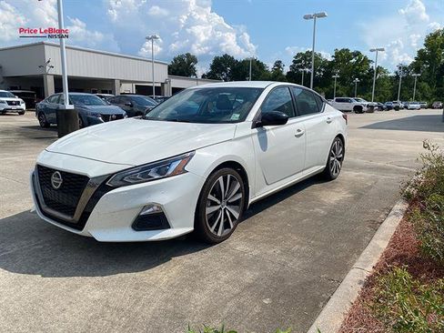 Used 2022 Nissan Altima 2.5 SR FWD image 3