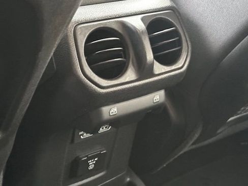Used 2022 Jeep Wrangler Unlimited Rubicon 4xe w/ Cold Weather Group AWD/4WD image 31