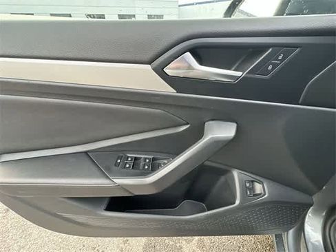 Used 2024 Volkswagen Jetta S image 15