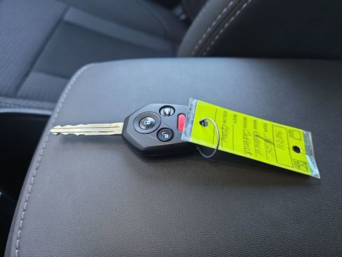 Certified 2025 Subaru Outback image 28