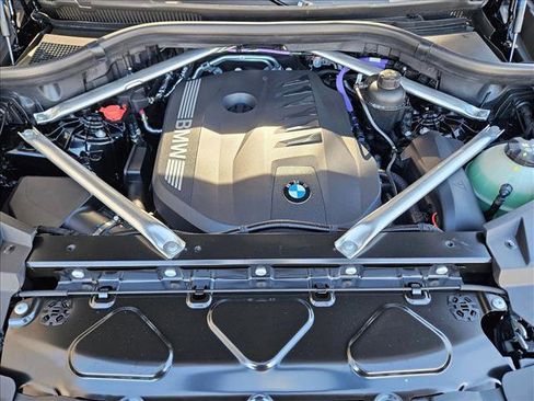 New 2026 BMW X5 xDrive40i w/ M Sport Package image 16