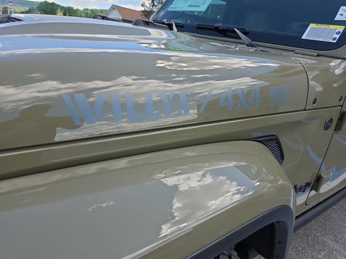 New 2026 Jeep Gladiator Willys AWD/4WD image 12