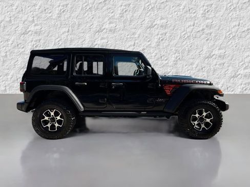 Used 2022 Jeep Wrangler Unlimited Rubicon w/ LED Lighting Group image 2