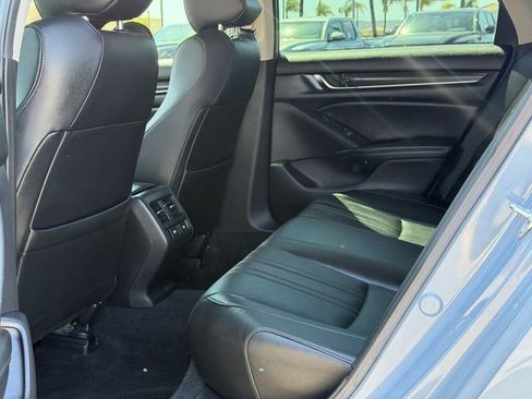 Used 2022 Honda Accord Touring image 19