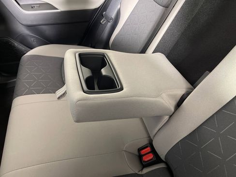 New 2025 Toyota RAV4 XLE image 30