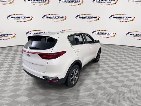 Used 2021 Kia Sportage LX AWD/4WD image 8