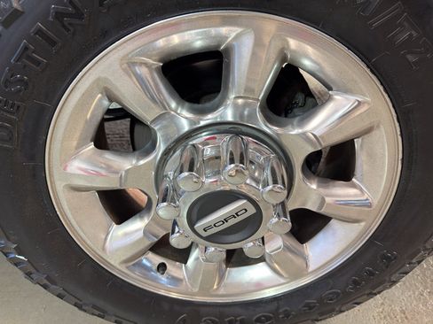 Used 2018 Ford F250 XL w/ Power Equipment Group AWD/4WD image 31
