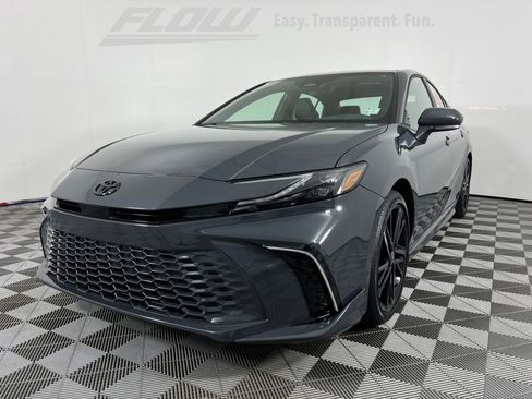 Used 2025 Toyota Camry XSE image 26