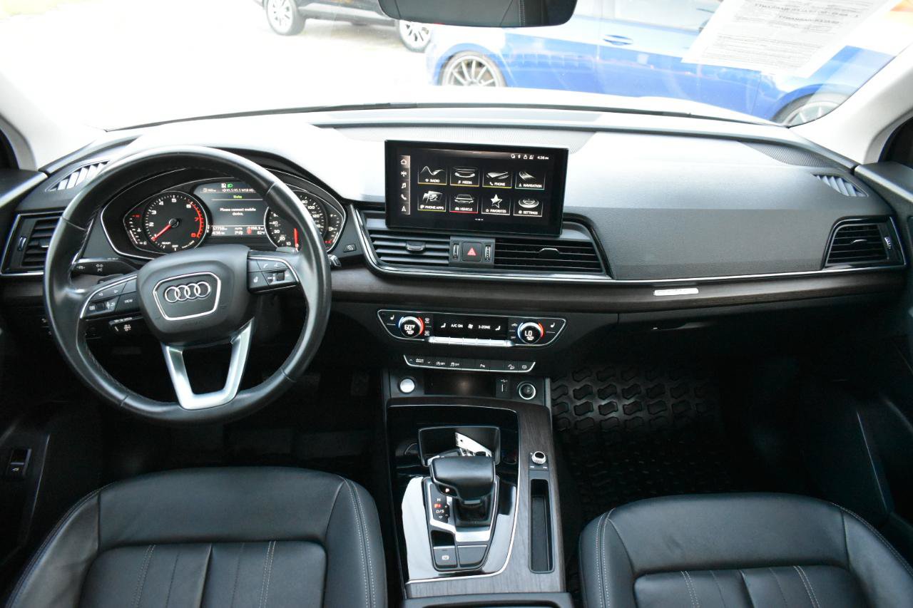 Used 2021 Audi Q5 2.0T Premium w/ Convenience Package AWD/4WD image 11