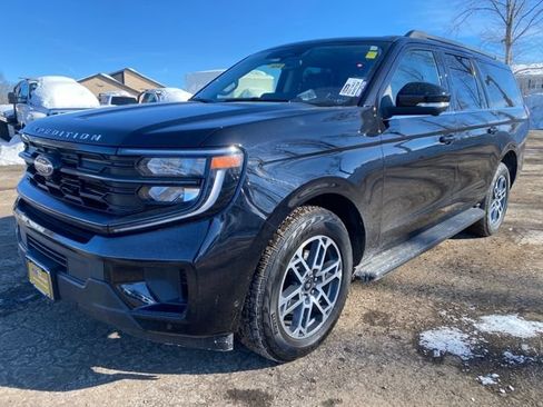 Certified 2025 Ford Expedition Max Active AWD/4WD image 3