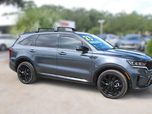 Used 2023 Kia Sorento SX FWD image 4