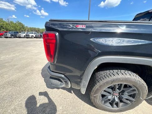Used 2022 GMC Sierra 1500 Elevation w/ Preferred Package AWD/4WD image 15