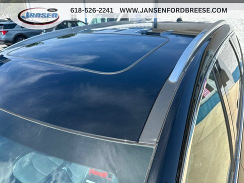 Used 2023 Buick Enclave Essence w/ Experience Buick Package FWD image 26