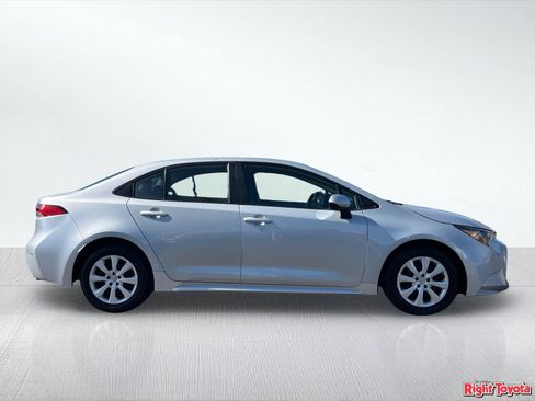 Used 2024 Toyota Corolla LE FWD image 7