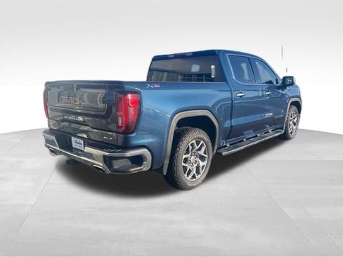 Used 2023 GMC Sierra 1500 SLT w/ SLT Premium Package image 6