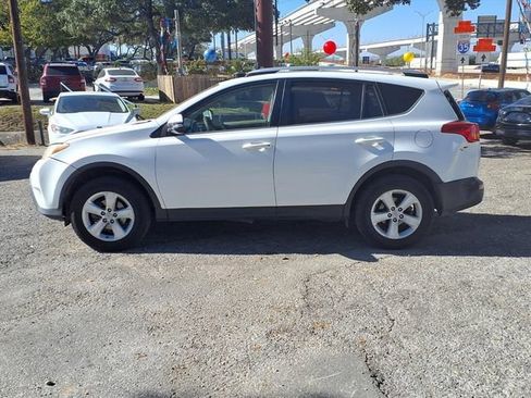 Used 2013 Toyota RAV4 XLE AWD/4WD image 4