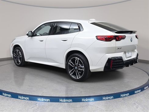 Used 2025 BMW X2 xDrive28i w/ M Sport Package image 8