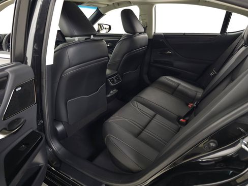Used 2023 Lexus ES 300h Ultra Luxury w/ Accessory Package (Z2) FWD image 33