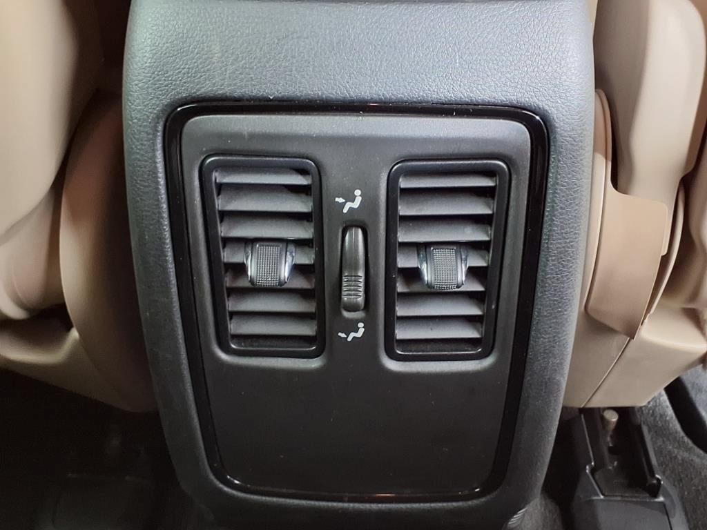 Used 2022 Dodge Durango GT AWD/4WD image 12