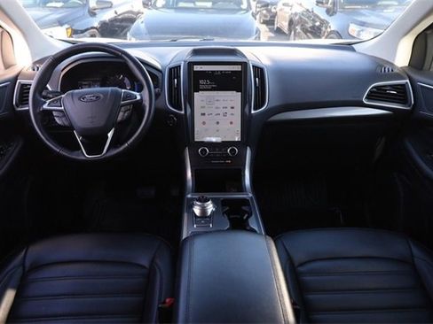 Certified 2024 Ford Edge SEL image 20