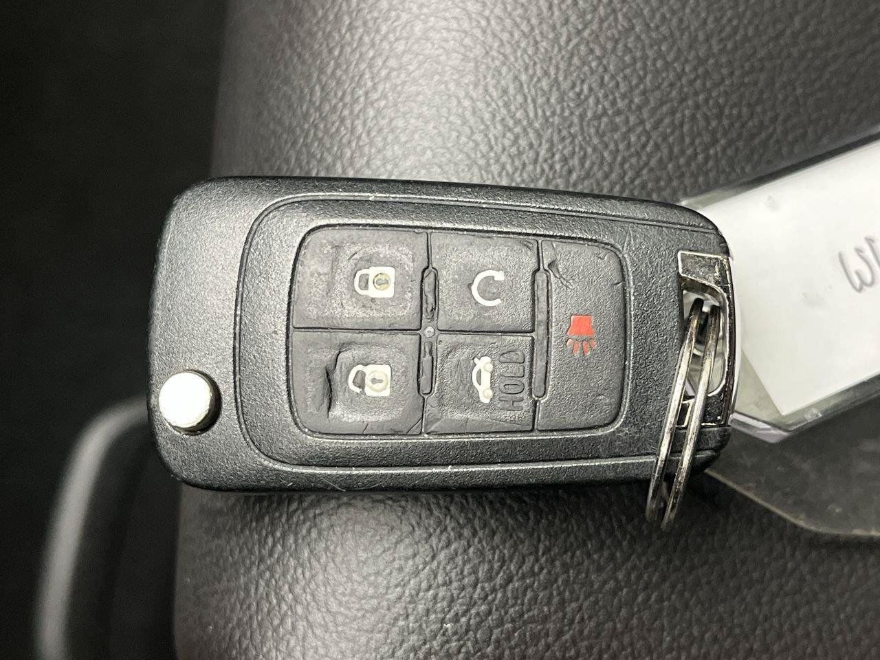 Used 2015 Chevrolet Impala LT w/ Convenience Package FWD image 23