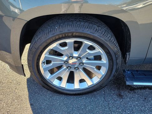 Used 2017 GMC Yukon Denali w/ Open Road Package image 40