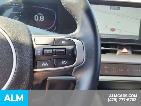 Used 2024 Kia Sportage EX FWD image 24