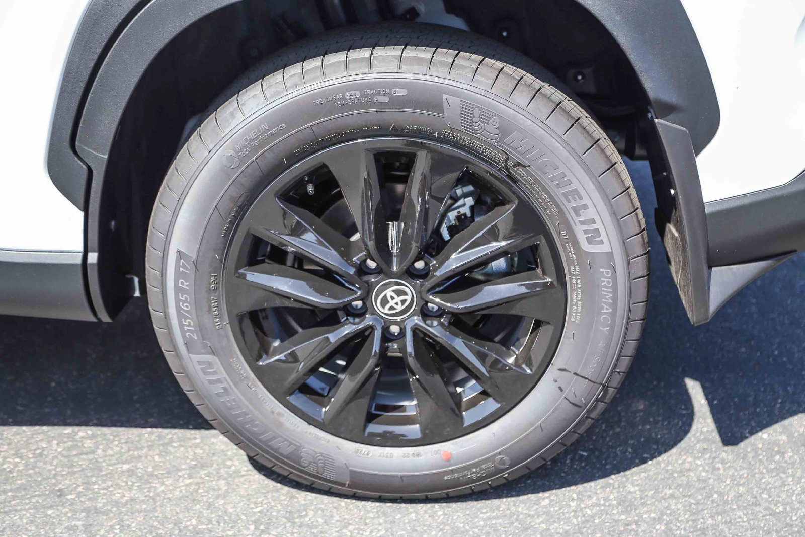 New 2026 Toyota Corolla Cross LE w/ Moonroof Package FWD image 8
