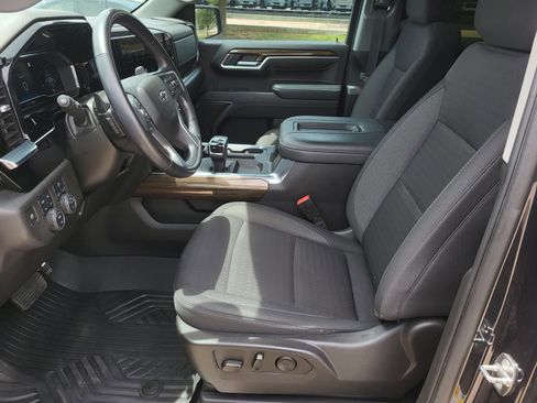 Used 2022 Chevrolet Silverado 1500 RST AWD/4WD image 23