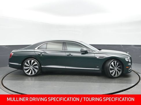 Used 2022 Bentley Flying Spur V8 AWD/4WD image 2