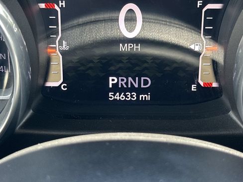 Used 2018 Jeep Wrangler Unlimited Sahara w/ Safety Group AWD/4WD image 24