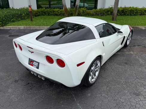 Used 2007 Chevrolet Corvette Z06 w/ Preferred Equipment Group RWD image 18
